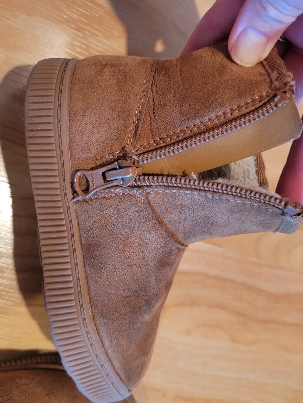 Cat & Jack Arlo Boots Cognac Winter Size 7 - Picture 8 of 9